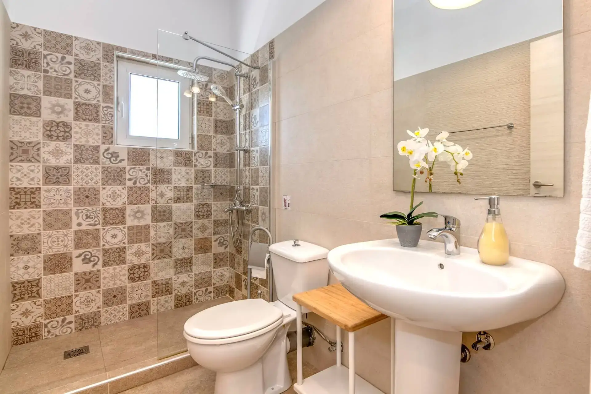 Ground floor bathroom