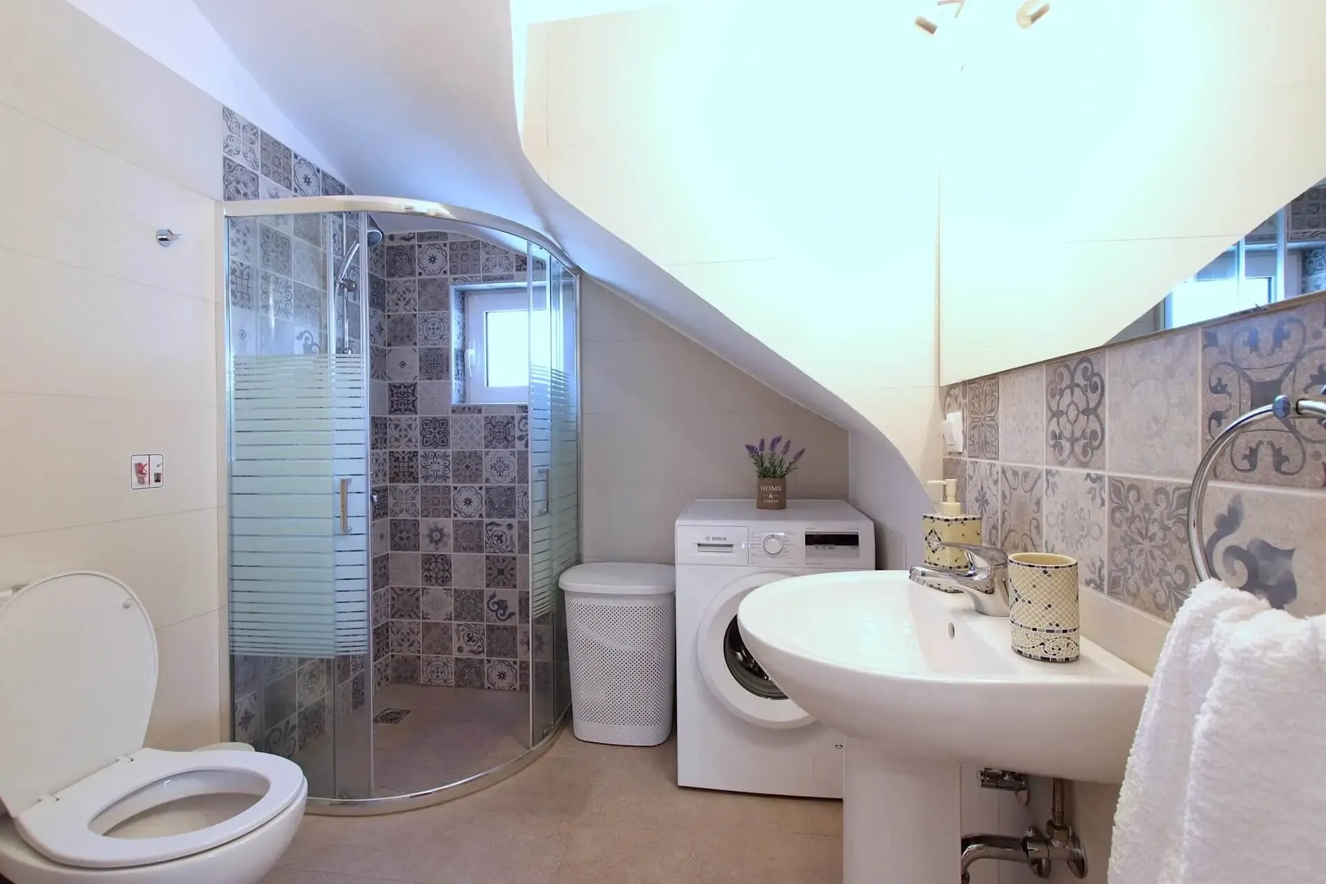 Ground floor bathroom