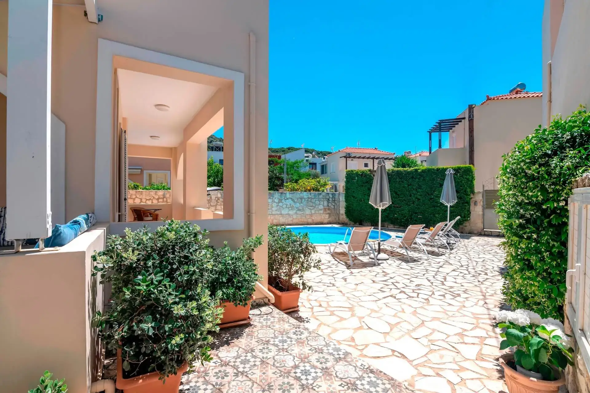 Private pool